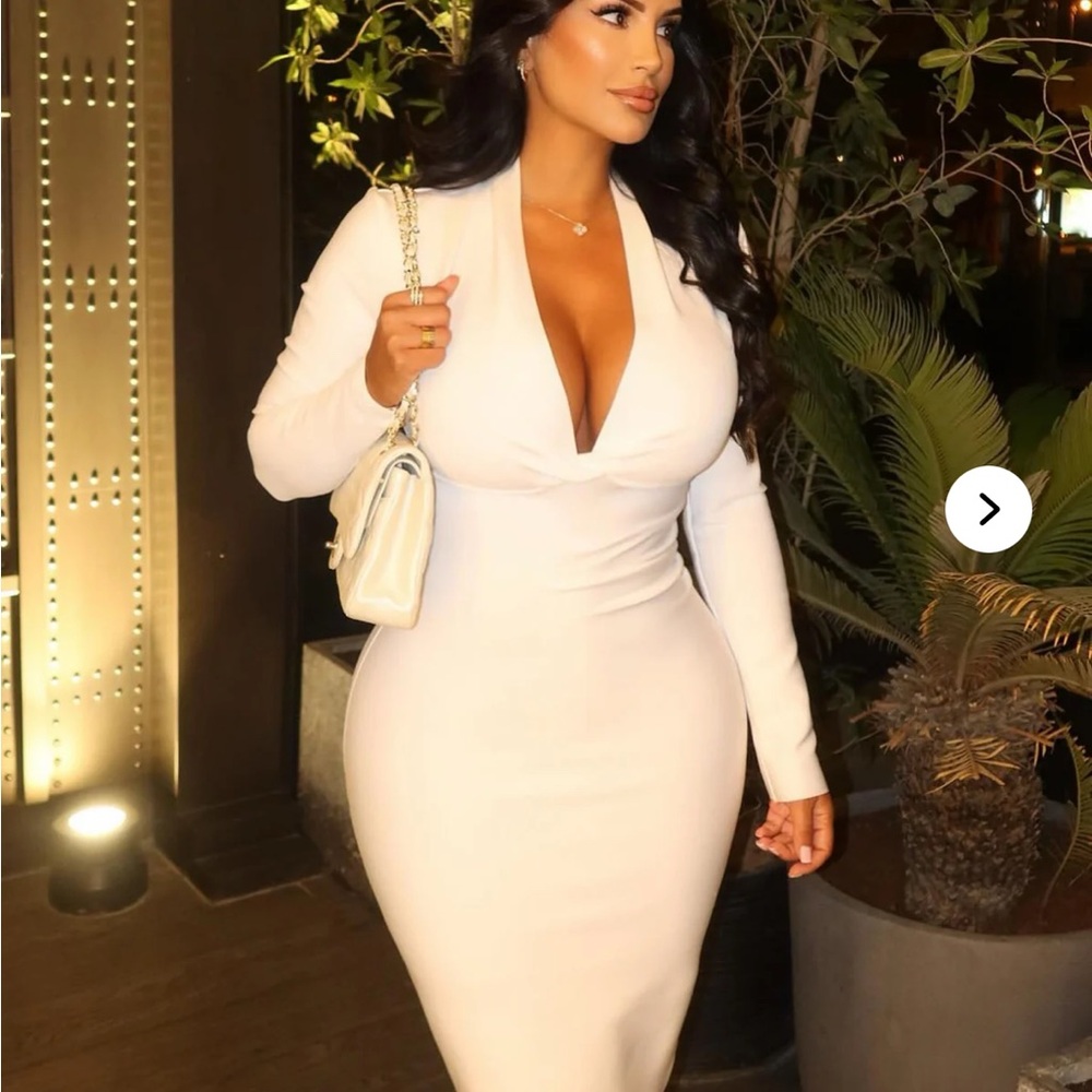 Fashion Nova Ivory Long Sleeve Plunge Bodycon Midi Dress